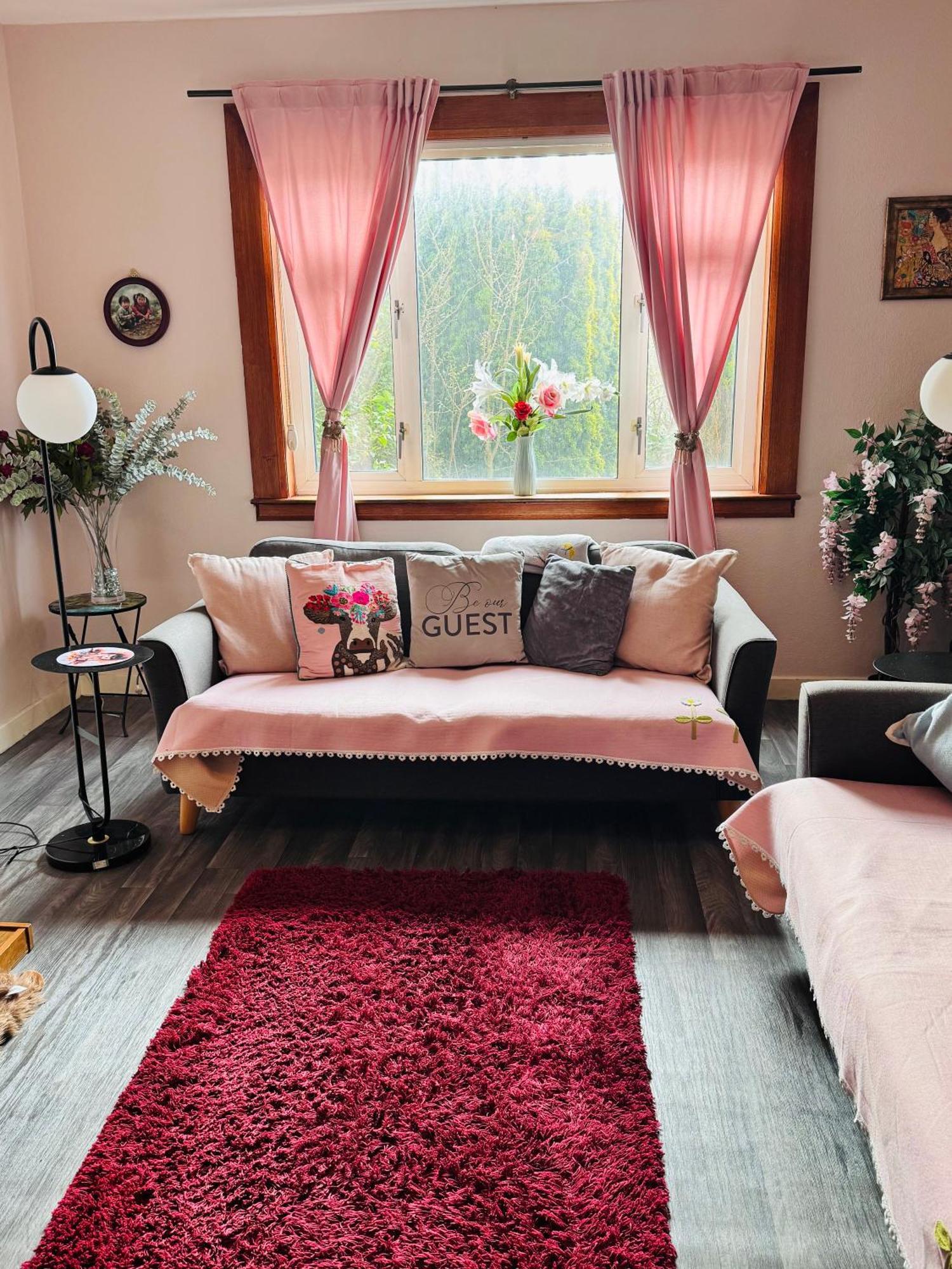 Park Road Holiday Home โรไซท์ ภายนอก รูปภาพ