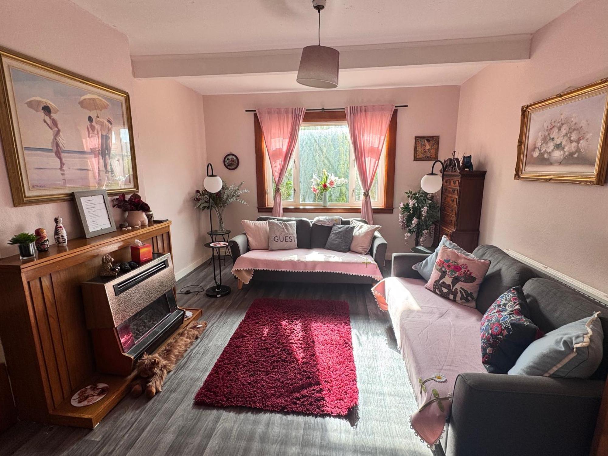 Park Road Holiday Home โรไซท์ ภายนอก รูปภาพ